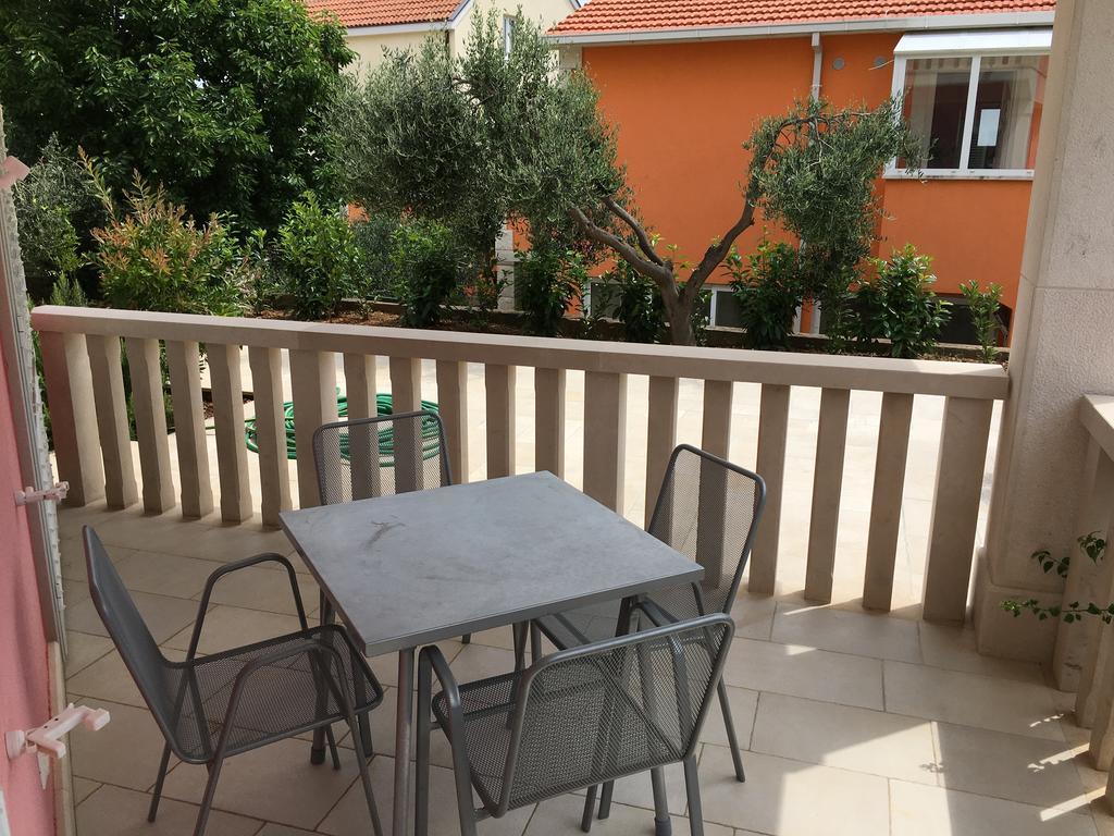Apartments Meridiana 1 Оребич Екстер'єр фото