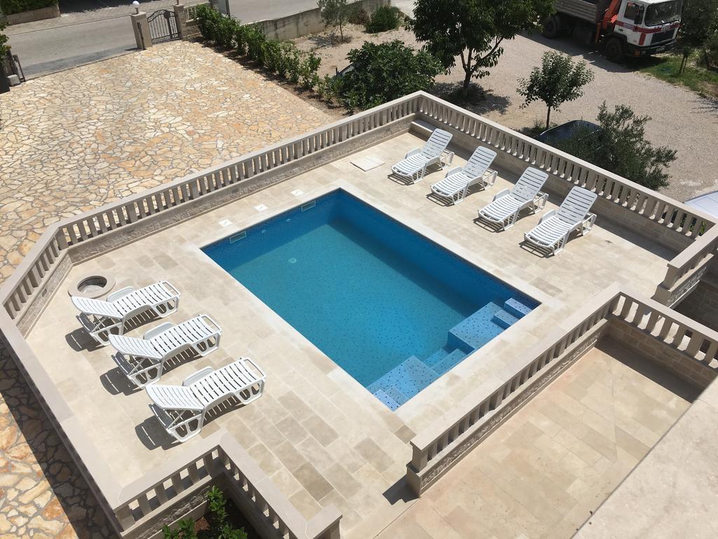 Apartments Meridiana 1 Оребич Екстер'єр фото