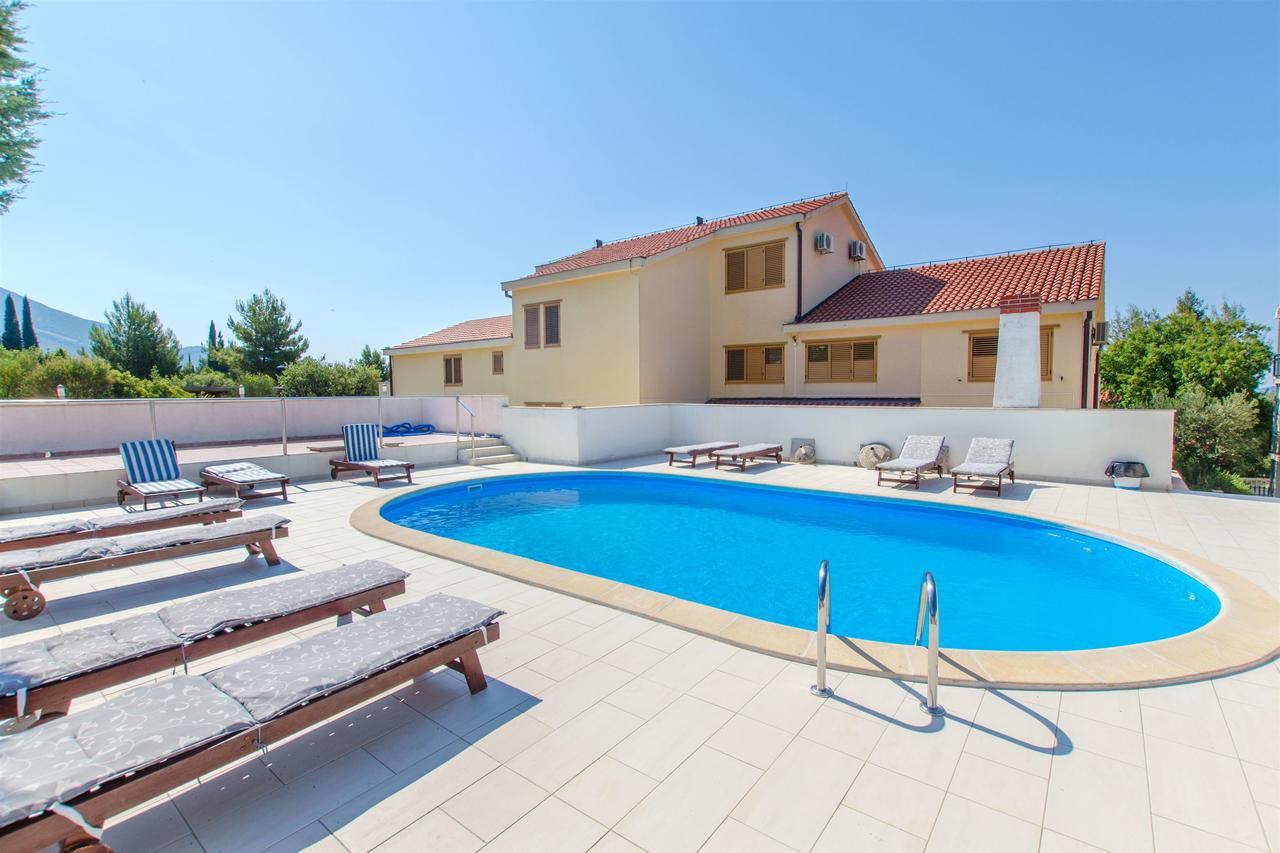 Apartments Meridiana 1 Оребич Екстер'єр фото